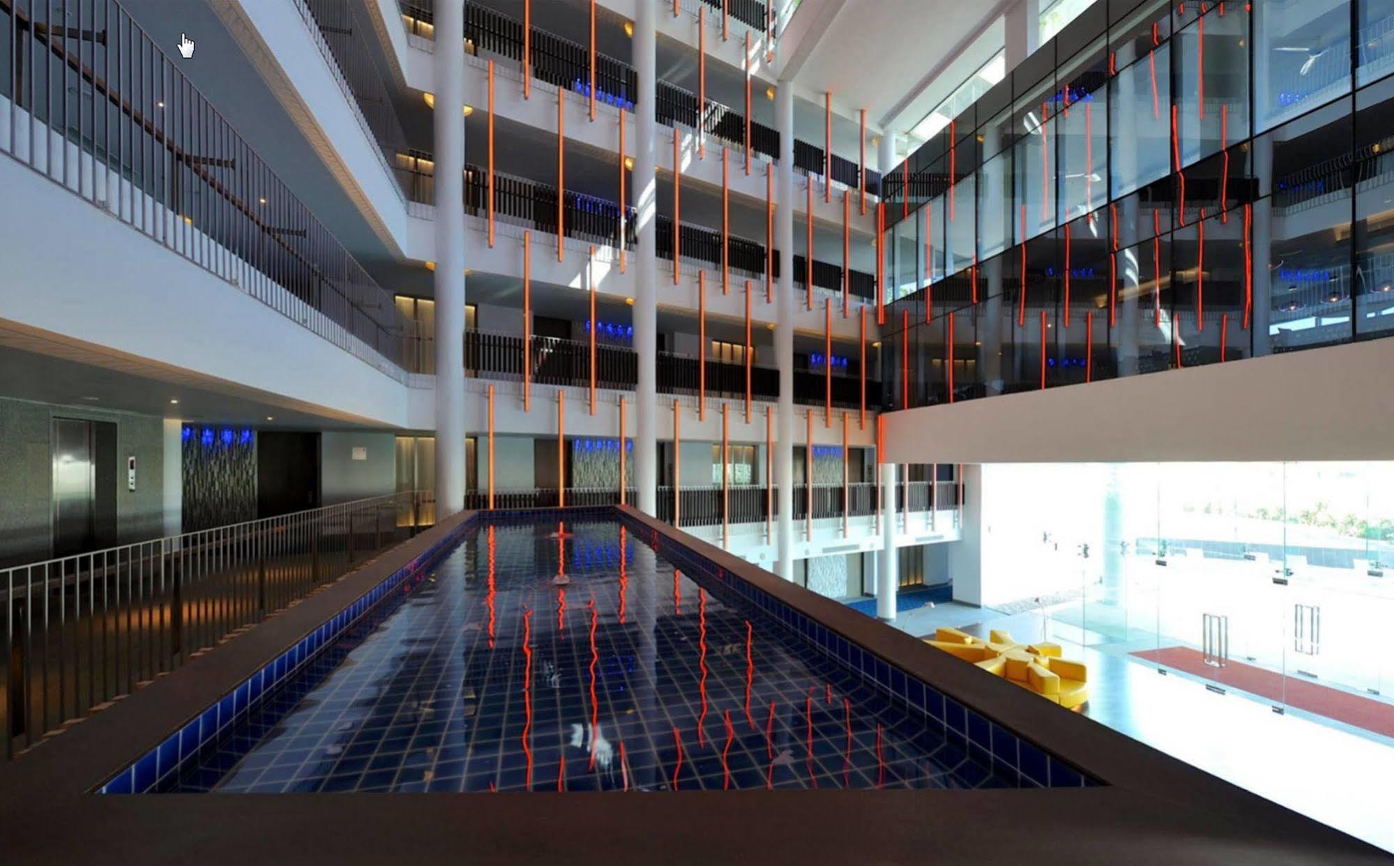 Avasa Hotel Hyderabad Esterno foto