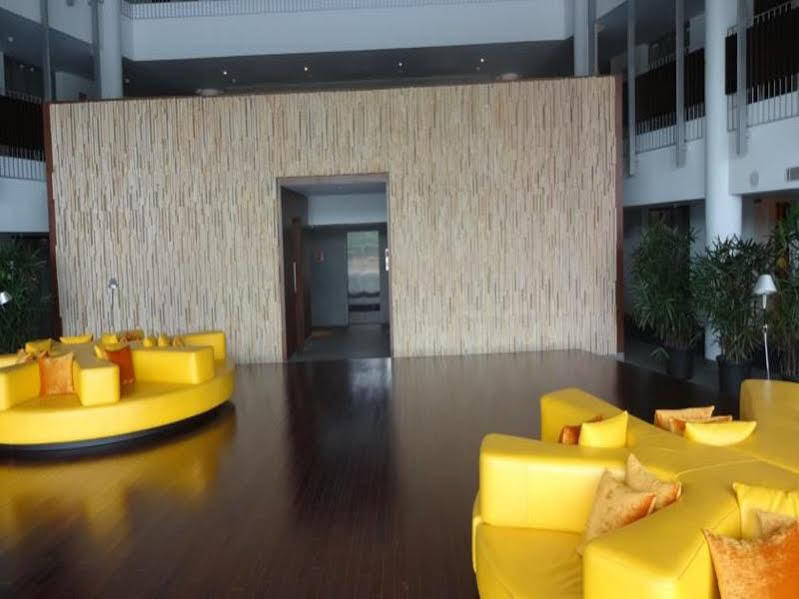 Avasa Hotel Hyderabad Esterno foto