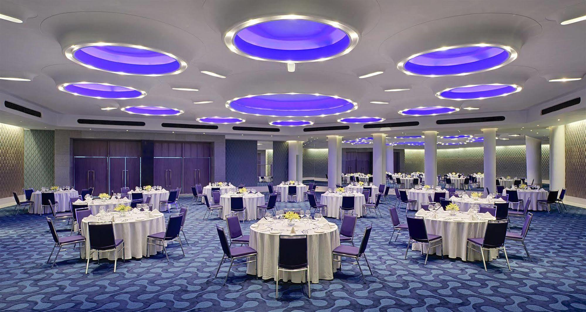 Avasa Hotel Hyderabad Esterno foto